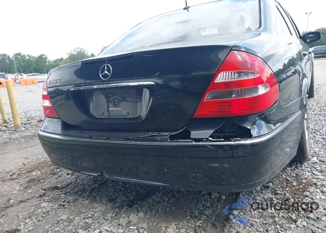 2005 Mercedes-Benz E 500 z USA, uszkodzony, nr VIN WDBUF70J85A683972